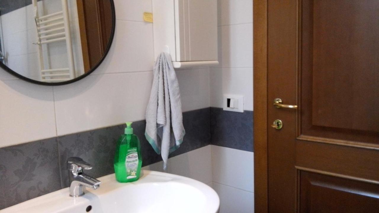 روما Affittacamere , Rooms Near Trastevere Station المظهر الخارجي الصورة